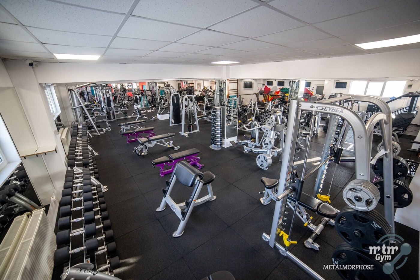Interiorul sălii Metalmorphose Gym Antibiotice — fotografia 4 din 15.